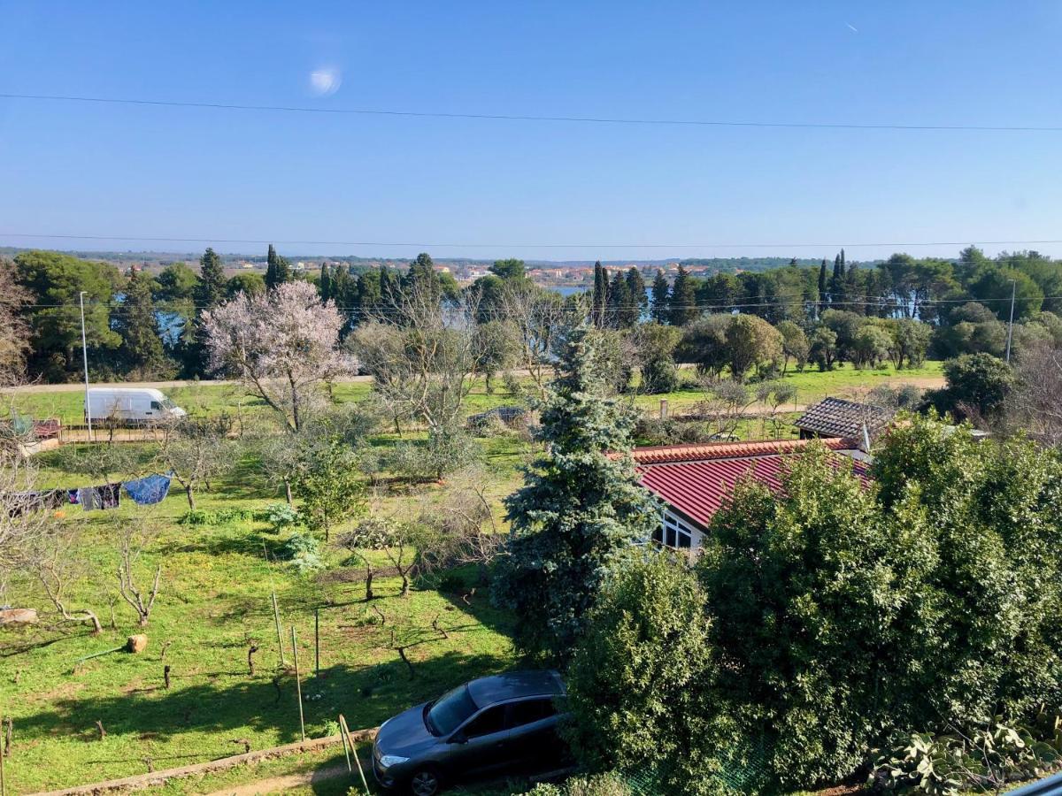 Goldfinch Estate Apartman Banjole Kültér fotó