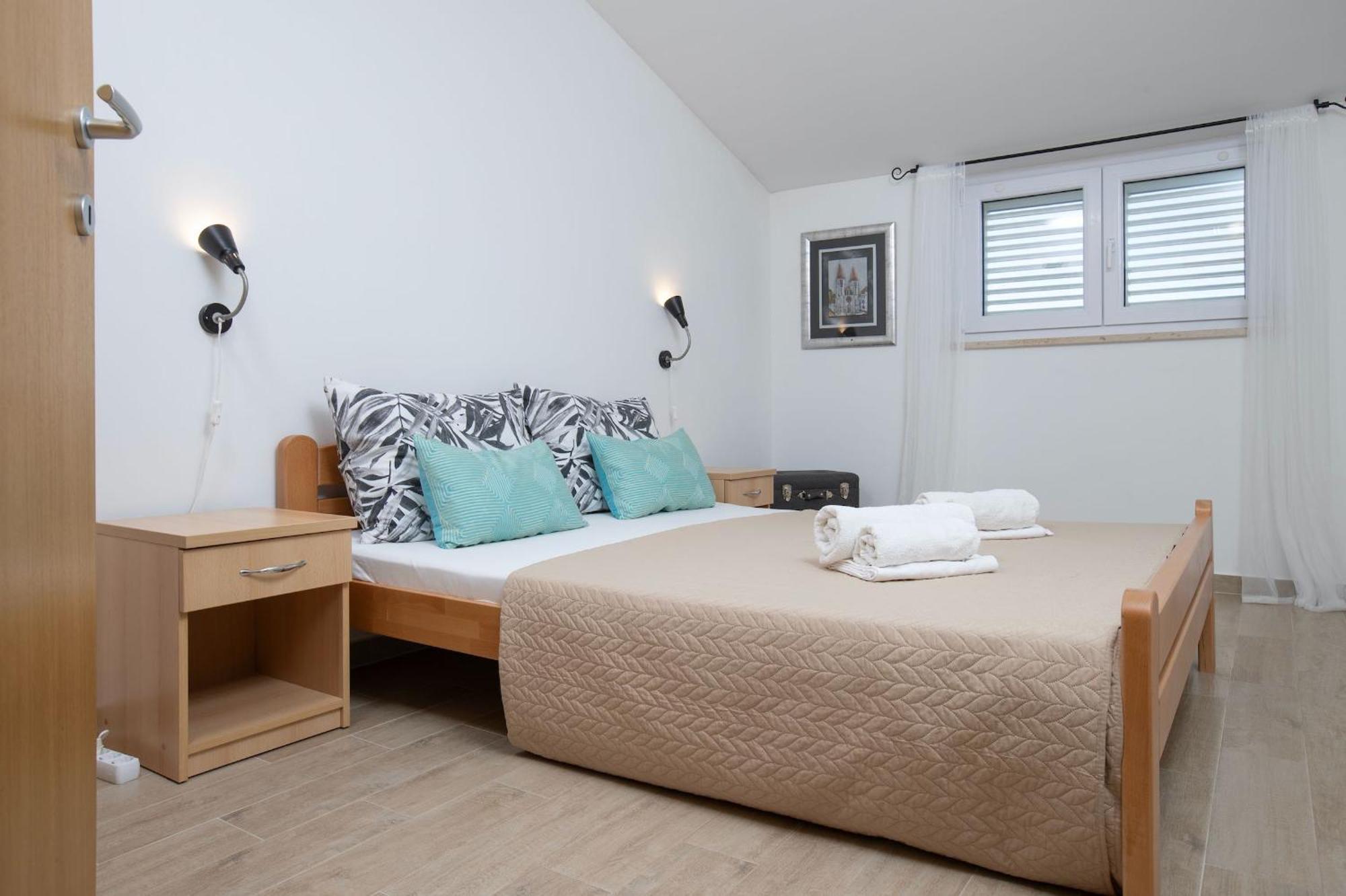 Goldfinch Estate Apartman Banjole Szoba fotó